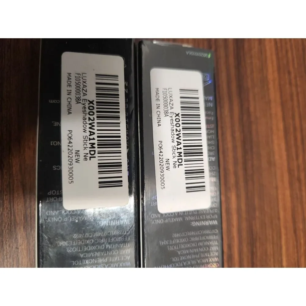 2 LUXAZA‎ COLOR STICK NEW Brown
